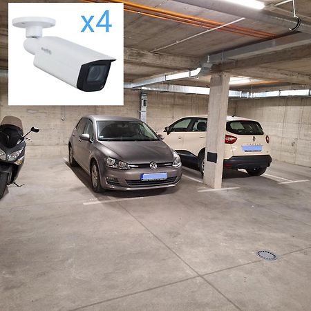Lux Apartment 12 Center, Free Parking Ni Kültér fotó